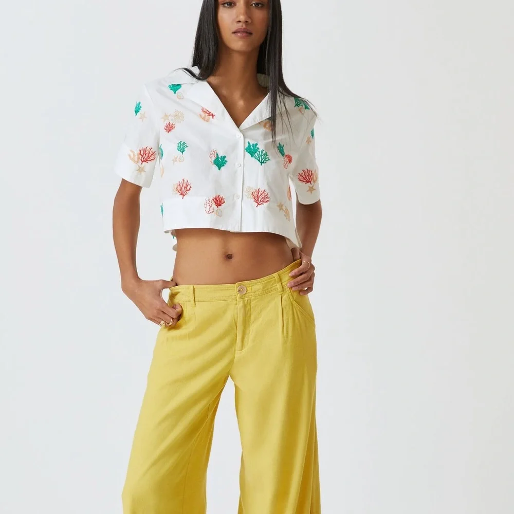 *Anthropologie Maeve Cropped Surf Shirt
